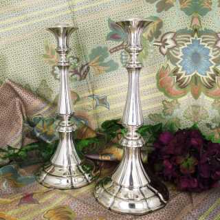 Elegante antike Silberleuchter in 750 Silber