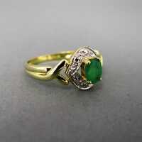 Zauberhafter Goldring mit Smaragd und Brillanten