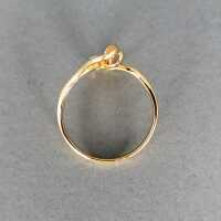 Filigraner, eleganter Damen Ring mit Brillanten in Goldfassung
