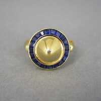 Außergewöhnlicher goldener Damen Ring mit quadratischen Saphiren Juwelierarbeit