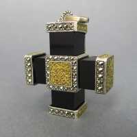 Massiver Kreuzanhänger mit Onyx und Silber vergoldet