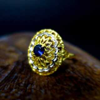 Wonderful open worked filigree ladys ring in gold with sapphire stone