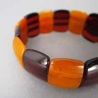 Stretch bracelet with amber and bakelite Art Deco tourist souvenir