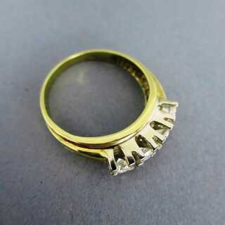 Goldener Ring mit 4 Brillanten