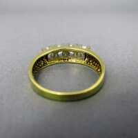 Goldener Ring mit 4 Brillanten