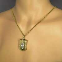 Prächtiges goldenes Medaillon in Gold besetzt mit Diamanten Biedermeier Anhänger