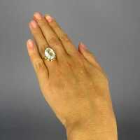 Prächtiger Damen Ring in Gold mit großem natürlichen ovalen Aquamarin