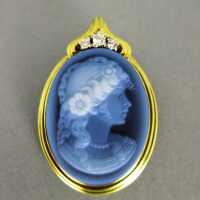 Antique layer onyc cameo pendant and brooch with diamonds