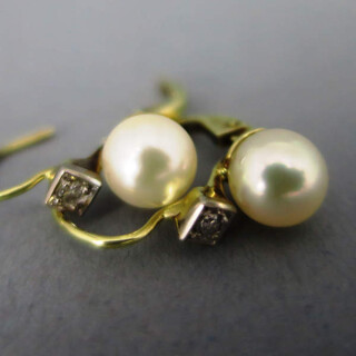 Gold Ohrringe mit Brillanten und Perlen