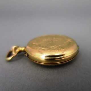 Antique ladys pocket watch in 14 k gold