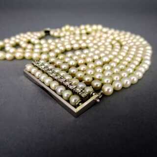 Prächtiges breites Art Deco Armband in Weißgold mit Brillanten und Perlen