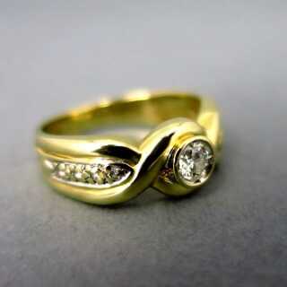 Geflochtener Ring in Gold mit mehreren Brillanten vintage Schmuck für Damen