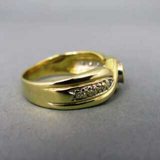 Vintage Damenring in Gold - Annodazumal Antikschmuck: Geflochtener Ring in Gold mit Diamanten kaufen