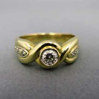 Vintage geflochtener Damen Ring in Gold mit Diamanten