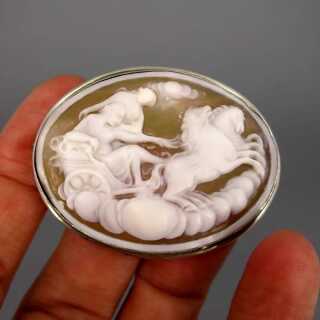 Antique shell cameo brooch set in silver with depicted goddes Eos / Aurora