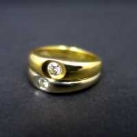 Beautiful vintage two tone gold ring with two nice diamonds for a lady