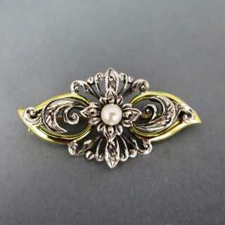Antique victorian gold and silver ladys brooch with old cut diamonds and pearl