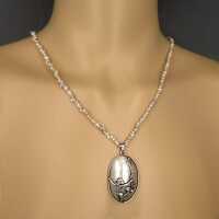 Romantische Jugendstil Silber Damen Kette mit Muschel und Perlen Putto Engel