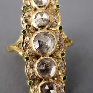 Prächtiger antiker Diamant Ring in Gold mit Smaragden Turmalinen um 1790 museal