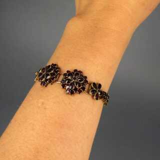 Antikes Damen Armband mit böhmischen Granatsteinen Biedermeier Blüten 