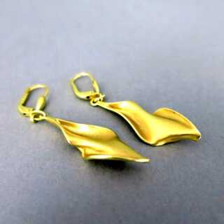 Elegante lange Damen Ohrringe in Gold abstrakte Form fazzoletto Ohrhänger
