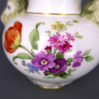 Decorative porcelain vase KPM Berlin with ram heads and flowers dated 1914-1918