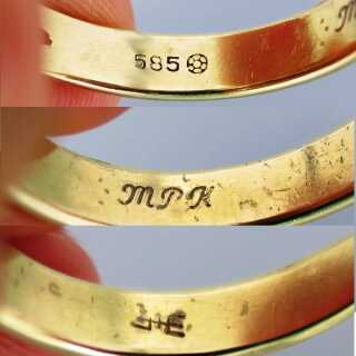 Sehr schöner Damen Ring in Gold mit einem runden Amethysten abstraktes Design