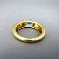 Wonderful ladys ring in 14 k gold with a beautiful blue topaz vintage jewelry