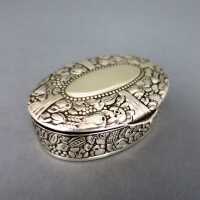 Wonderful Art Nouveau silver and gold pill box with rich...