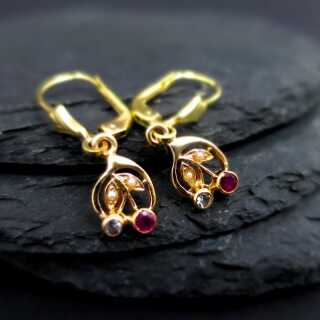 Bezaubernde antike Ohrringe in Gold mit Rubinen,Topasen und Saatperlchen