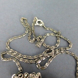 Schöne Art Deco Halskette Collier in Silber mit Perle und Markasiten