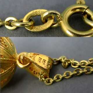 Wunderschöner Anhänger in Gold Filigranarbeit inkl. lange Goldkette 