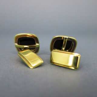 Elegant cufflinks in gold with black onyx slices black tie dresscode