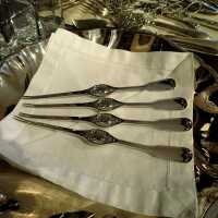 4 schöne Hummergabeln von Wilkens in massivem Silber Besteck