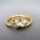 Bezaubernder Damen Gold Ring mit einem weissen ovalförmigen Topas 