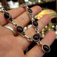 Beautiful silver collier necklace with deep red oval garnet stones cabochons