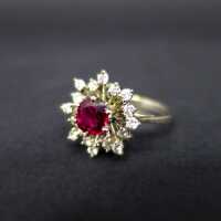 Elegant flower shaped cluster ring in white gold with ruby and diamonds