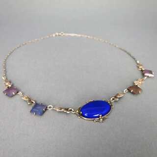 Schönes Art Deco Collier in Silber mit blauem und violetten Chalzedon