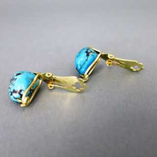 Schöne Ohrclips in Gold besetzt mit natürlichen blauen Türkis Nuggets
