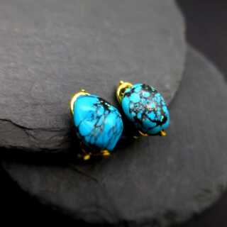 Schöne Ohrclips in Gold besetzt mit natürlichen blauen Türkis Nuggets