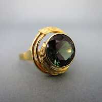 Modernistischer Damen Ring in Gold mit einem großen...