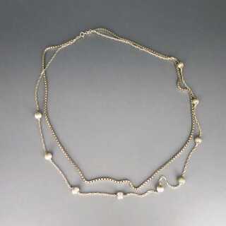 Long and elegant box and spheres chain necklace in sterling silver ca. 1970s