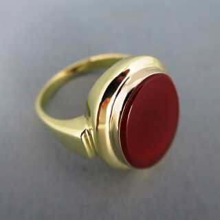 Elegant men or women 14 k gold signet ring with red oval carnelian 