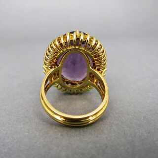 Prächtiger Damen Gold Ring mit einem riesigen ovalen Amethyst Unikat