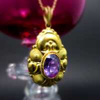 Gorgeous etruscan style 14 k gold pendant with amethyst and chain