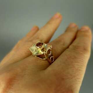 Außergewöhnlicher Damen Ring in Gold mit sattgelbem Citrin in Handarbeit