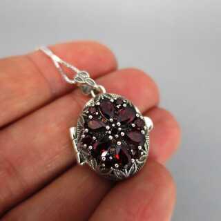 Vintage picture pendant medallion in sterling silver with red garnets