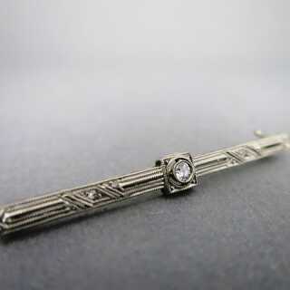 Elegante Art Deco Stab Brosche oder Krawatten Nadel in 750 Weißgold mit Brillant