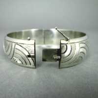 Beautiful handcrafted bangle in 925 silver with engraved decoration 1960s