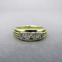 Schöner Damen Gold Band Ring mit Streifendekor und...